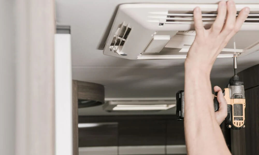 Step-by-Step Guide To Installing A Portable Air Conditioner In A Camper ...